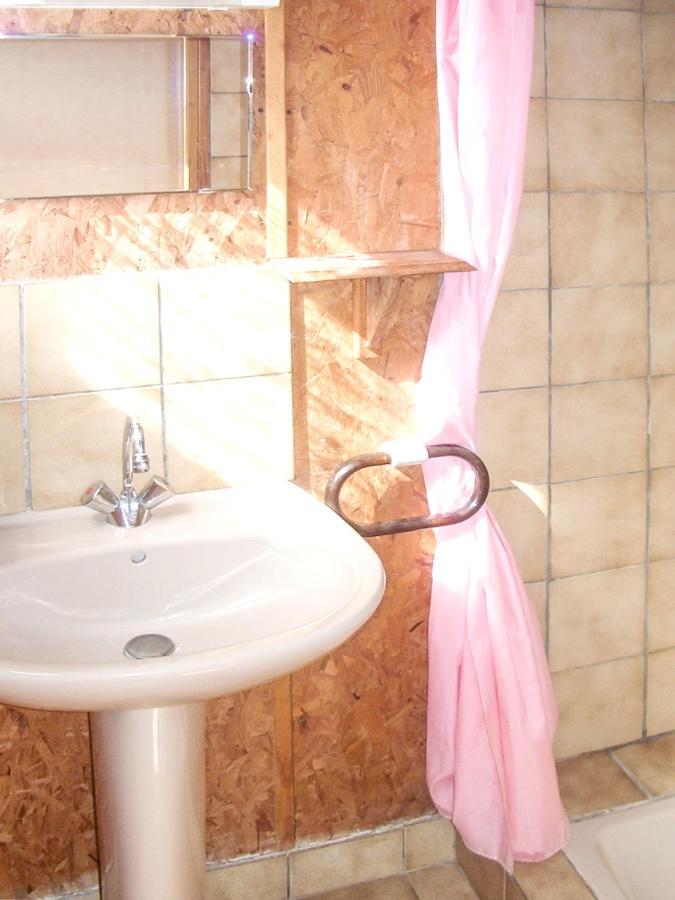 Chalet Charmant A Saint-Gerons Avec Piscine Partagee Dış mekan fotoğraf